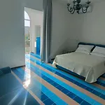 Casa Enzina Guest house 4*