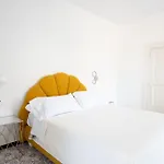 Guest house Casa Enzina 4*