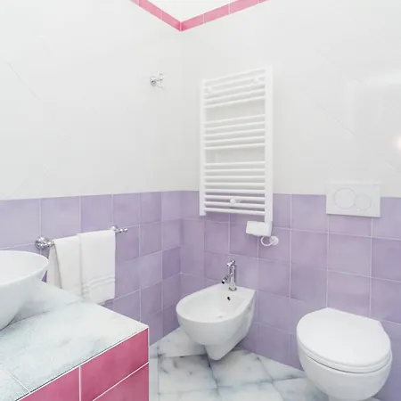 Πανσιόν Casa Enzina 4*