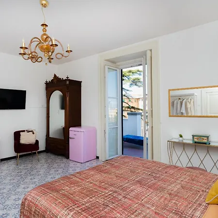 Casa Enzina Guest house 4*