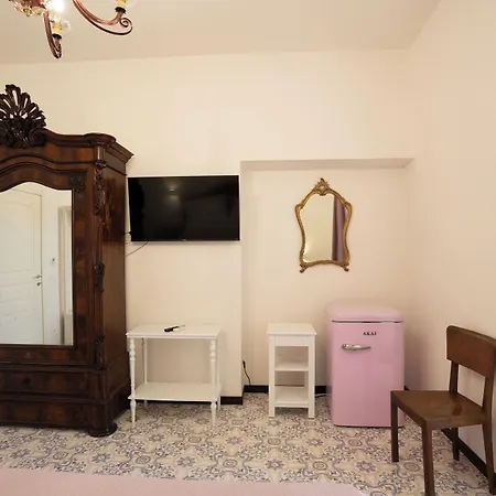 Casa Enzina Guest house 4*