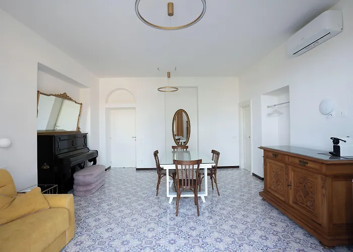 Casa Enzina Pensionat 4*
