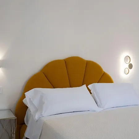 بيت ضيافة Casa Enzina سورينتو