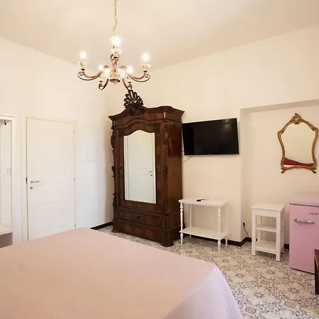 Casa Enzina ゲストハウス