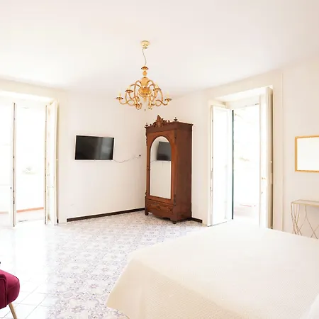 ゲストハウス Casa Enzina