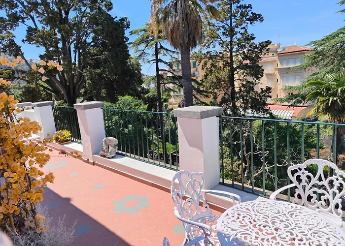 Affittacamere Casa Enzina Sorrento