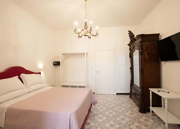 Affittacamere Casa Enzina Sorrento