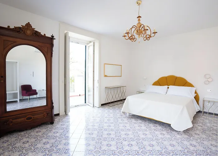 Casa Enzina Affittacamere Sorrento