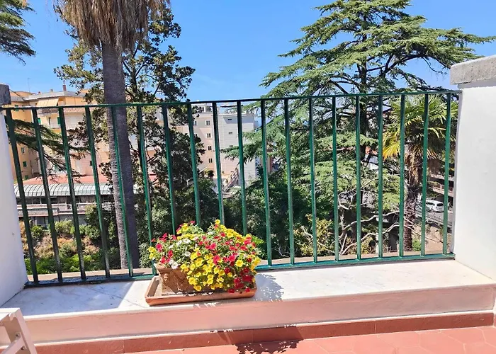 Casa Enzina Affittacamere 4*